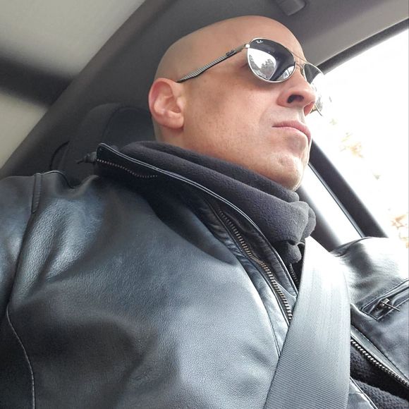 Profile Picture of Peter Pagano (@echo6zero) on Poshmark