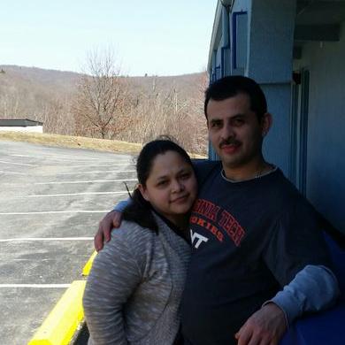 Profile Picture of Lorena Gonzales (@lorenagonzales3) on Twitter