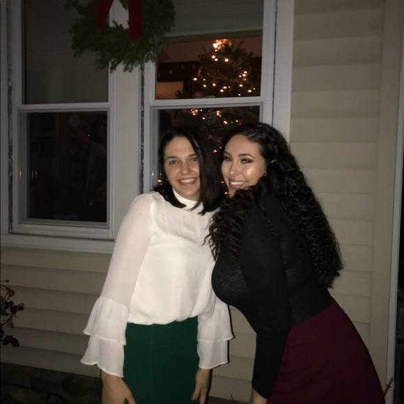 Profile Picture of Gabriella Generali (@gabgenerali) on Poshmark