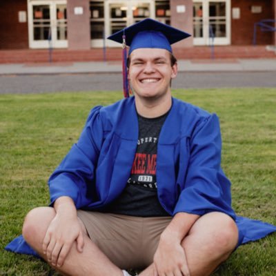 Profile Picture of Brett William Grimm (@itsbtett133) on Twitter