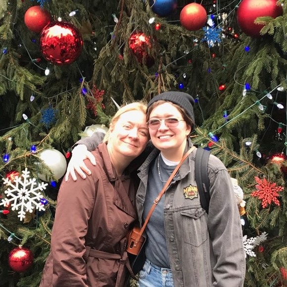 Carly Ridings - Poshmark Profile Picture of Carly Ridings (@carly_ridings) on Poshmark