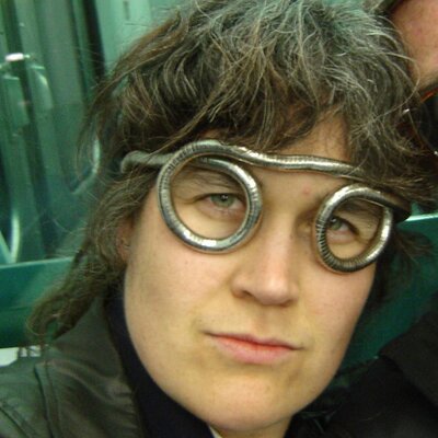 Profile Picture of Lara Smith (@larasmith) on Twitter