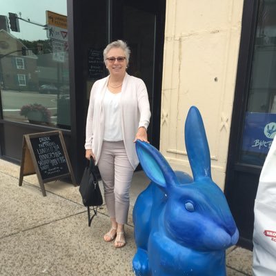 Profile Picture of Cathy Daniel (@TeachrCybrarian) on Twitter
