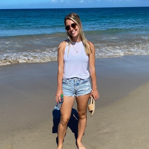 Profile Picture of Josie Foster (@josiegriffis) on Poshmark