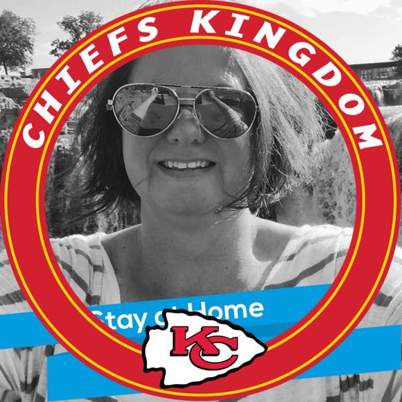 Profile Picture of Janet Busenbark (@jbbusenbark) on Poshmark