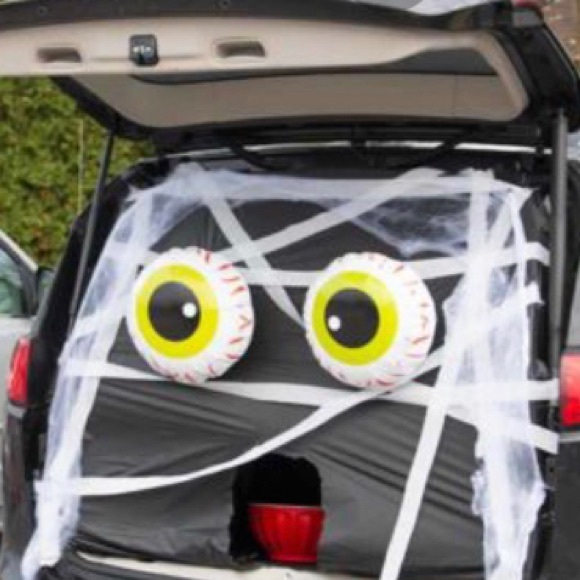 Profile Picture of Ruby Castaneda (@strykersierra) on Poshmark