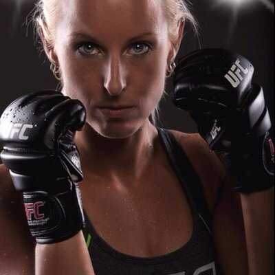 Profile Picture of Tammy Howe (@Tammi_Howe) on Twitter