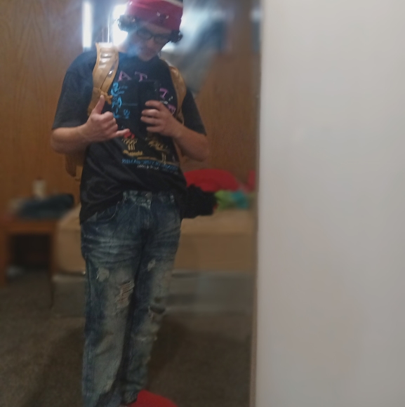 Profile Picture of Brendan Wulf (@brendanwulf) on Poshmark