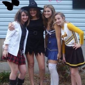 Profile Picture of Kailey Cole (@kaileylovesblake) on Myspace