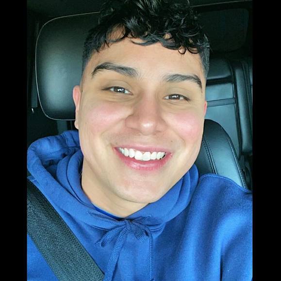 Profile Picture of Kevin Macias (@kevinmacias1996) on Poshmark