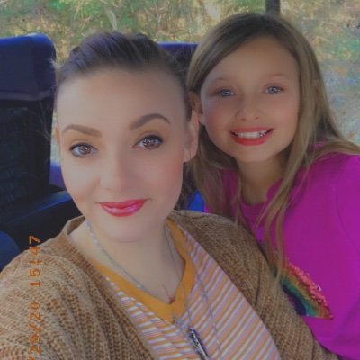 Profile Picture of Brandi Willis (@QweenBee0322) on Twitter