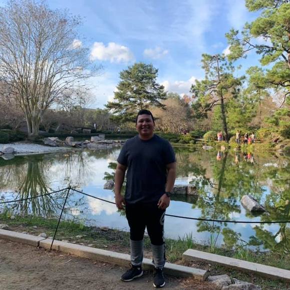 Profile Picture of Erick Aviles (@eaviles18) on Poshmark