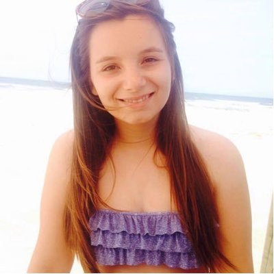 Profile Picture of Chloé (@ChloeMeyer__) on Twitter