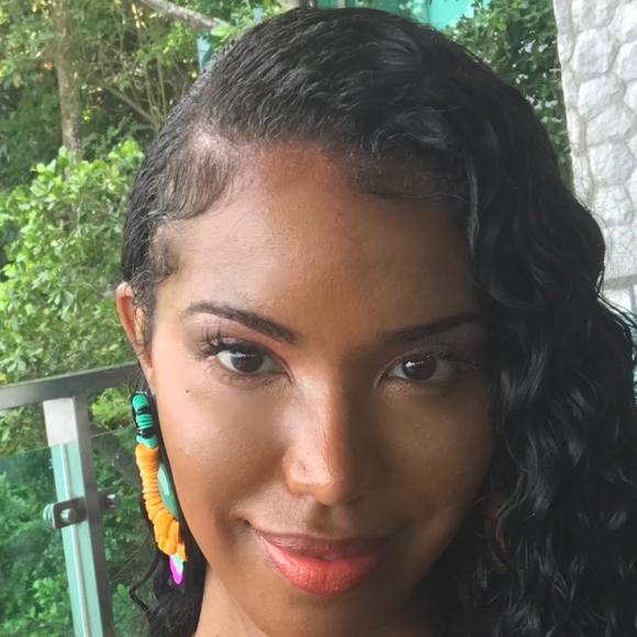 Profile Picture of Tonnelle Jordan (@tonnelle1) on Poshmark