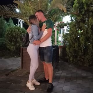 Profile Picture of Lori Constantin (Căplescu) (@lory.caplescu) on Facebook