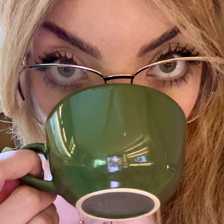 Profile Picture of _juliavaz_ (@_juliavaz_) on Tiktok