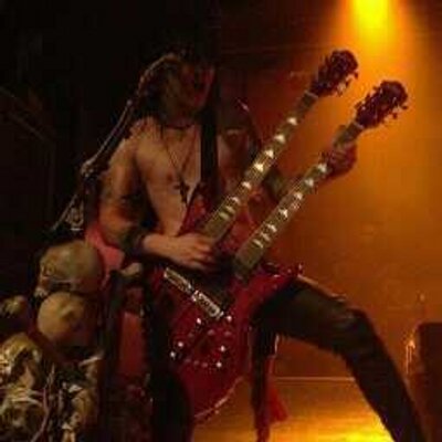 Profile Picture of AndyBiersackGirl14 (@codysimsongirl1) on Twitter