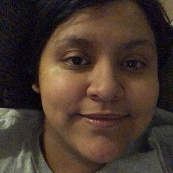 Profile Picture of Cassandra Cordova (@ccordova94) on Poshmark