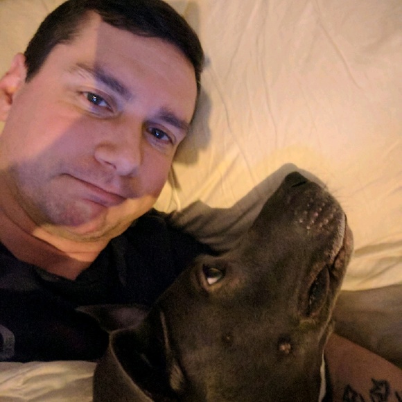 Profile Picture of Mark Bielaska (@markb5) on Poshmark