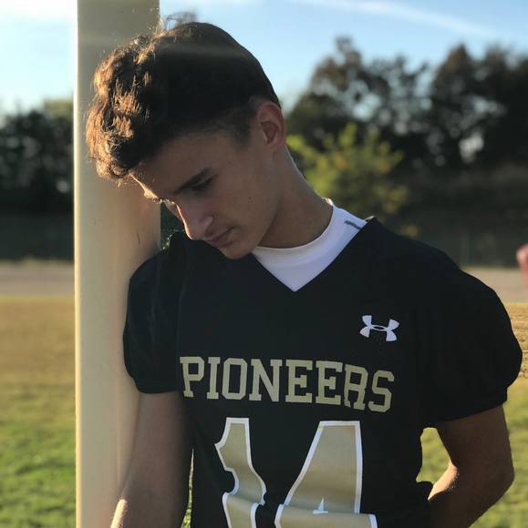 Profile Picture of Clint Pierce (@clintpierce42) on Poshmark