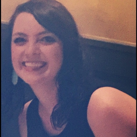 Profile Picture of Catherine Danziger (@catdanziger) on Poshmark