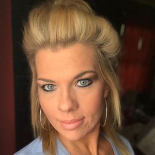 Profile Picture of Miranda Hall (@Miranda-Hall) on Facebook