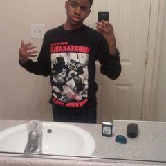 Profile Picture of Jamie Rollins (@jjrollins864) on Twitter