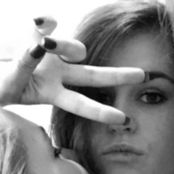 Profile Picture of Bailey Jackson (@bailey0925) on Poshmark