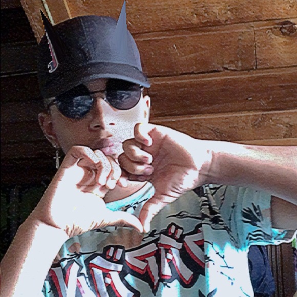 Profile Picture of Corinthian Wilkins (@corinthianwilki) on Poshmark