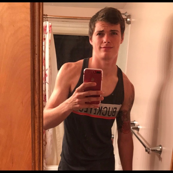 Profile Picture of Devon Champney (@dchamp21) on Poshmark