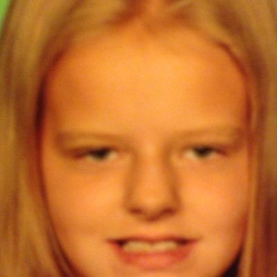 Profile Picture of Chloe Fields (@chloe17602403) on Twitter