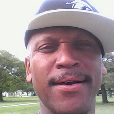 Profile Picture of Greg Askew (@gskew45) on Twitter