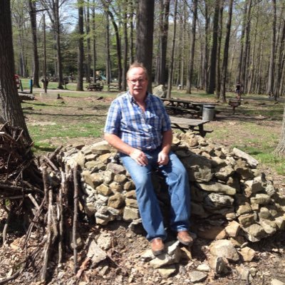 Profile Picture of Mike Riffle (@MikeRif1962) on Twitter