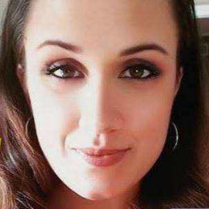 Profile Picture of Angela Caban (@AngelaCaban) on Twitter