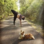 Profile Picture of Olivia Lemmons (@the_barefoot_witch) on Instagram