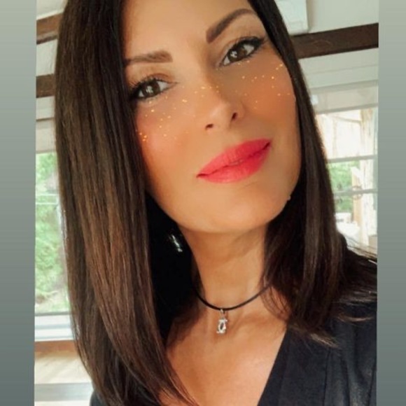 Profile Picture of Gauravani Lafond (@gauravanilafond) on Poshmark