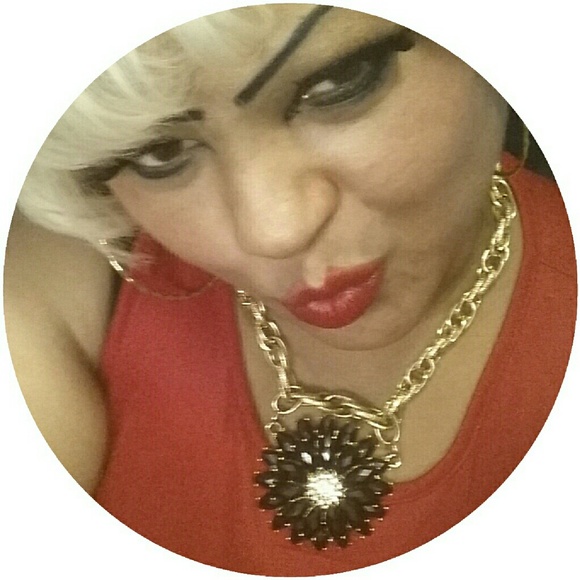 Profile Picture of Angelique Mirabal (@angeliquem1969) on Poshmark