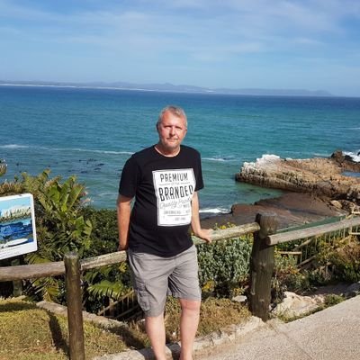 Profile Picture of Andre Renaud (@Renaud11Andre) on Twitter