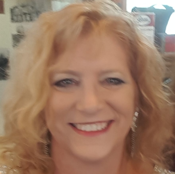 Profile Picture of Valerie Schaefer (@valsvelocity) on Poshmark
