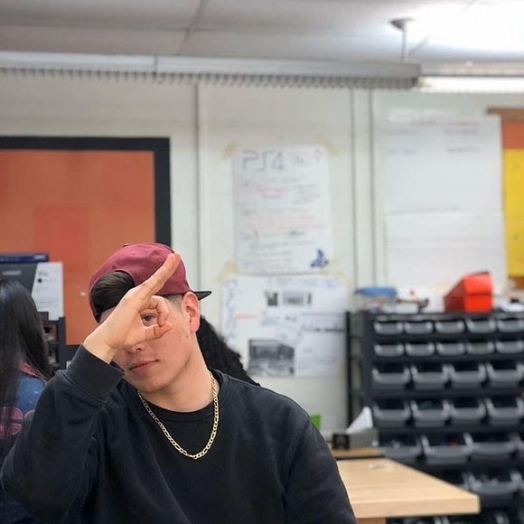 Profile Picture of Joel Perez (@joelperez227) on Poshmark