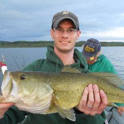 Profile Picture of Josh Berns (@jberns428) on Twitter