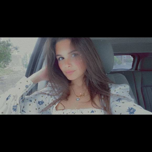 Profile Picture of Sabrina Shetayh (@sabrinashetayh) on Poshmark