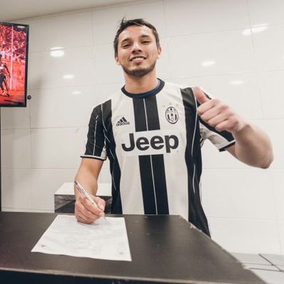 Profile Picture of Benjamin Zepeda (@benjaminignaci0) on Twitter