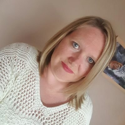 Profile Picture of Paula Cobb (@Paulacobby) on Twitter
