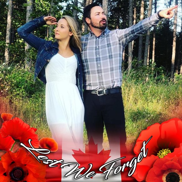 Amy Mccooeye - Poshmark Profile Picture of Amy Mccooeye (@amymccooeye) on Poshmark