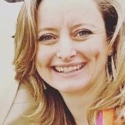 Profile Picture of Melanie James (@MelaniekJames) on Twitter