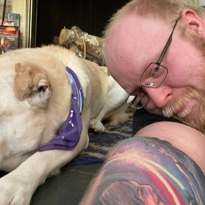 Profile Picture of Mike (@MuzakWeeWoo) on Twitter