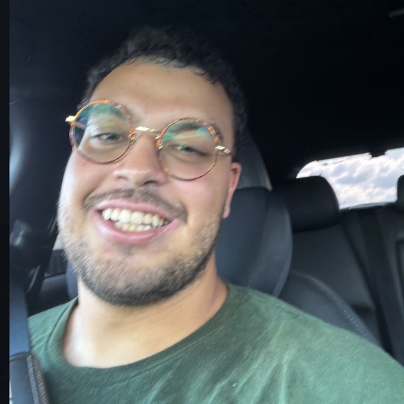 Edwin Polanco - Poshmark Profile Picture of Edwin Polanco (@uncledrew234) on Poshmark