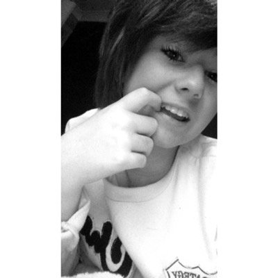 Profile Picture of Mackenzie Hollis (@weemack22) on Twitter