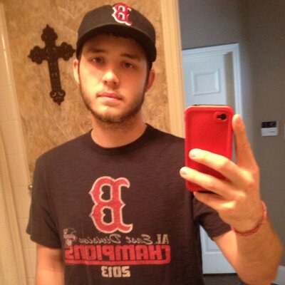 Profile Picture of Austin Zorbanos (@BoSoxfan824) on Twitter